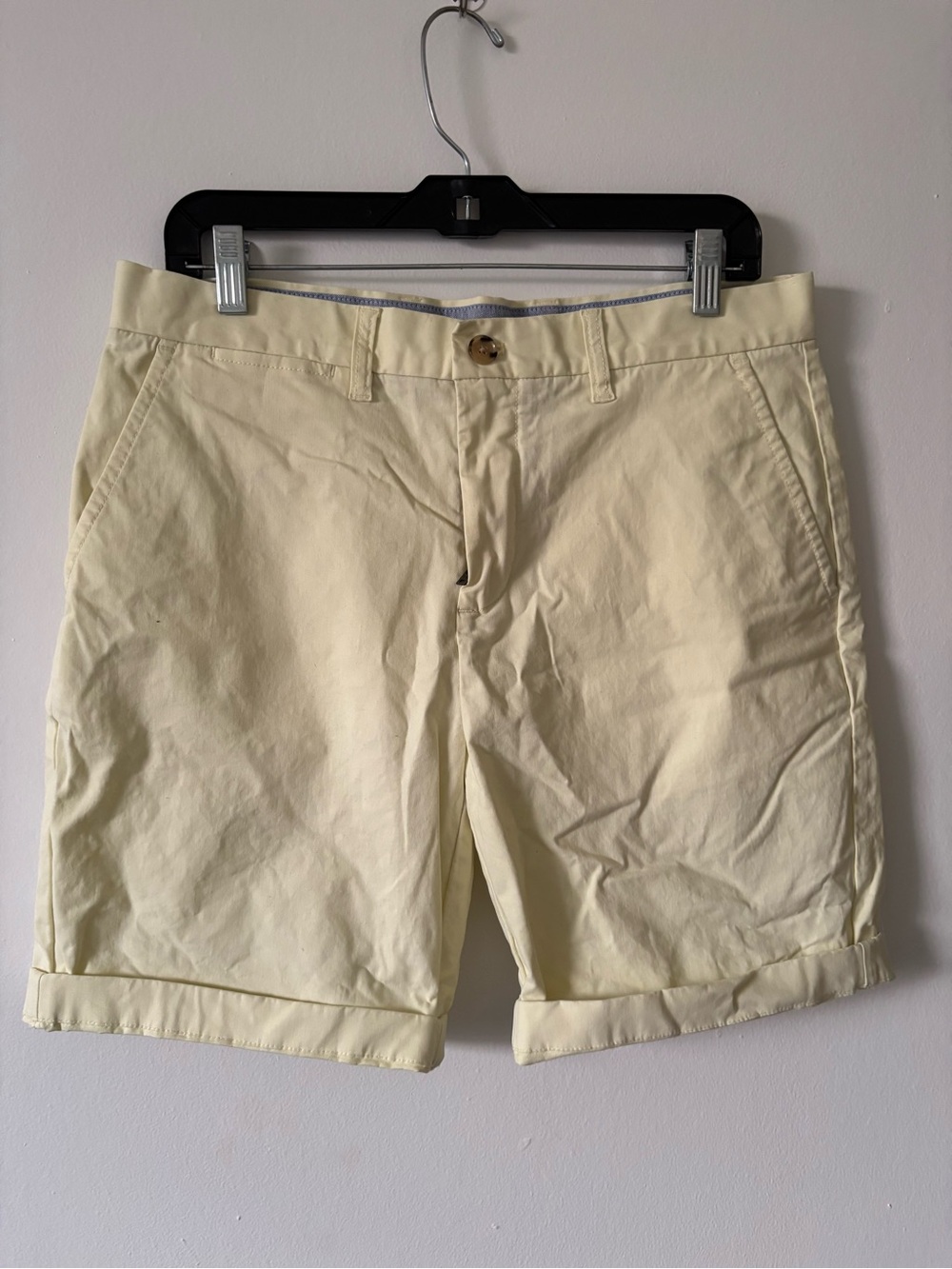 Tommy Hilfiger Light Cream Flat Front Chino Shorts